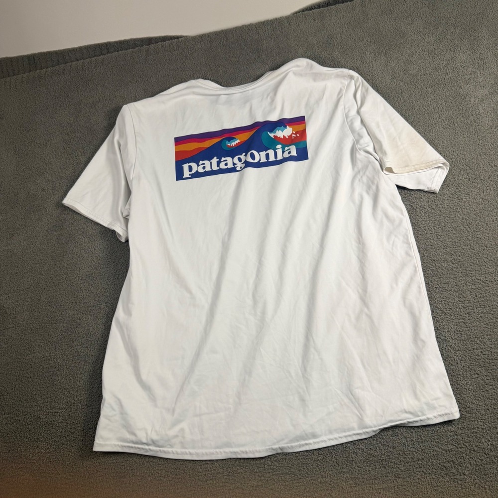 Patagonia Mens Capilene Cool Daily Graphic Shirt White Large Wave Logo T-Shirt